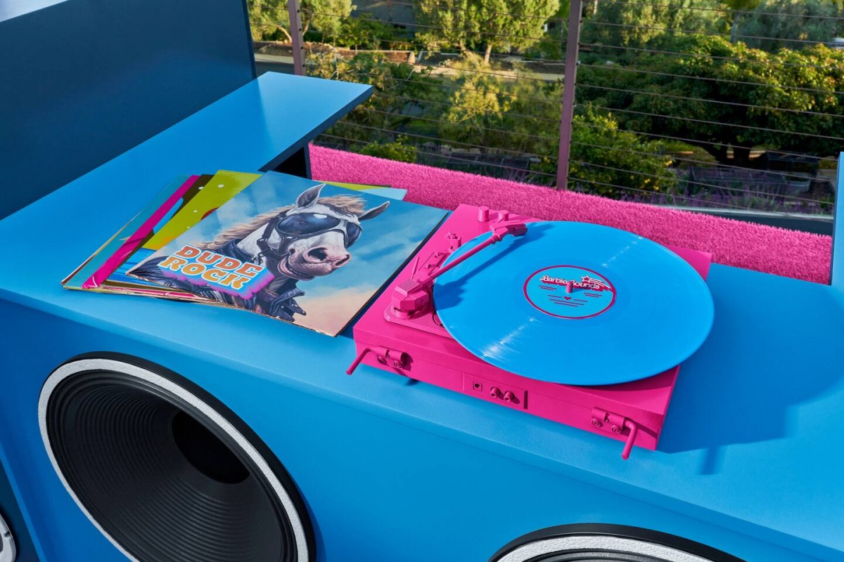 Домик из фильма «Барби» можно снять в аренду Домик из фильма «Барби» можно снять в аренду