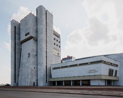 Чувашский государственный театр оперы и балета – киберпанк в архитектуре Чувашский государственный театр оперы и балета – киберпанк в архитектуре