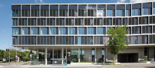 Гибридный автобусный парк в Мюнхене, больше похож на бизнес-центр