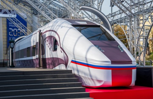Поезд «Белый Кречет» довезет вас из Москвы в Санкт-Петербург всего за два часа Поезд «Белый Кречет» довезет вас из Москвы в Санкт-Петербург всего за два часа