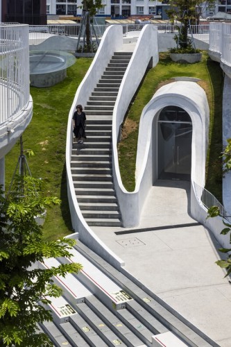 Выставочный арт-центр Son Tra от бюро Ho Khue Architects Выставочный арт-центр Son Tra от бюро Ho Khue Architects